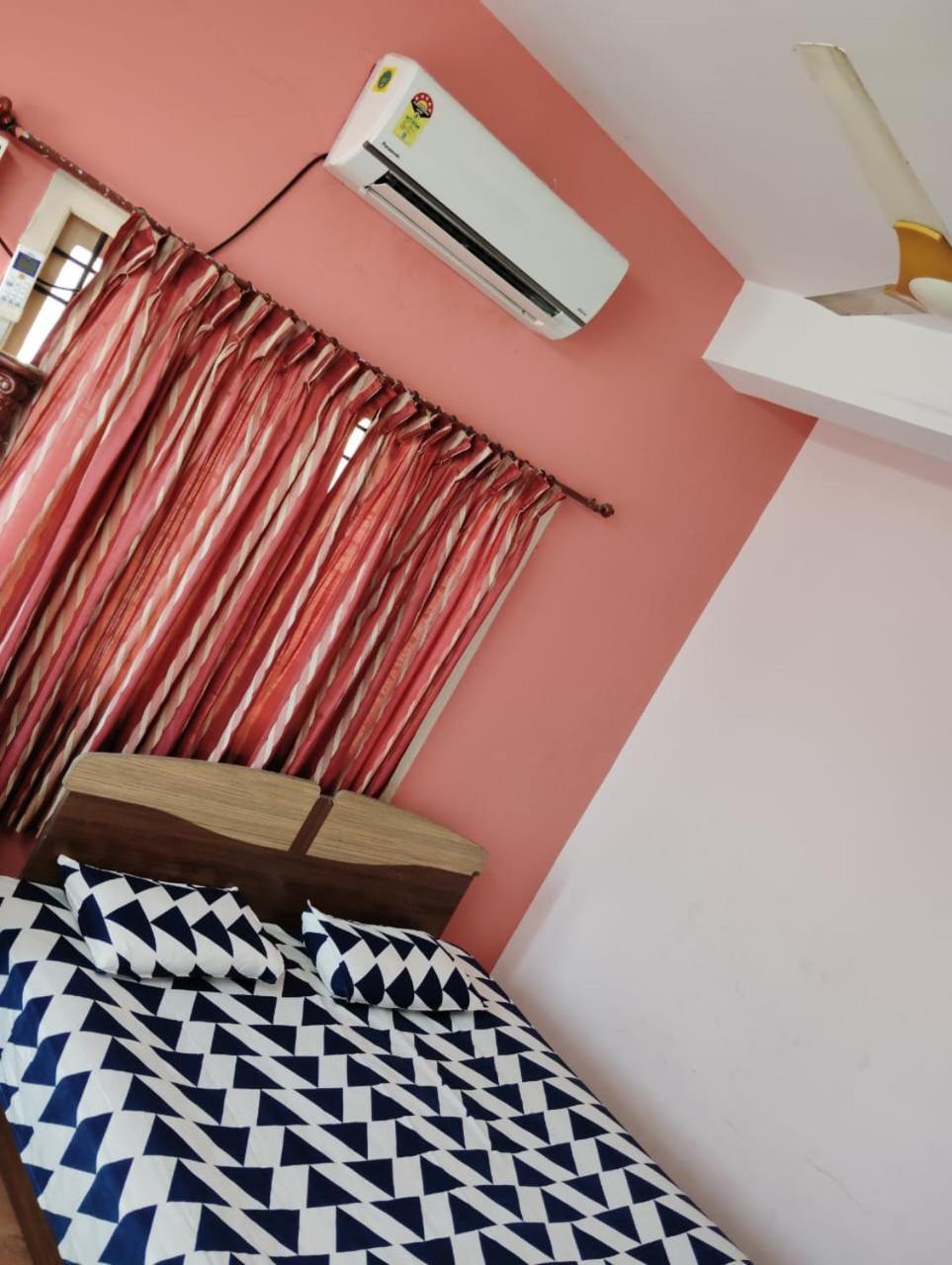 Happy Beach House Chennai Exterior foto